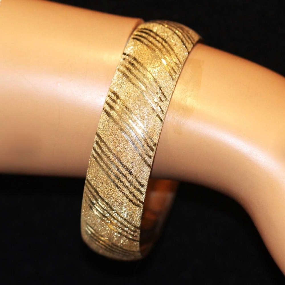 Vintage solid 10K Yellow Gold Sandblasted flexible Bangle